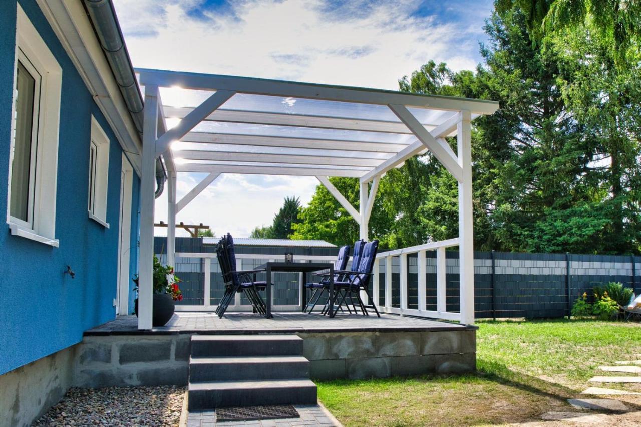 Ferienhaus Waldgefluester 70 Qm I Ueberdachte Terrasse I 2 Schlafzimmer I Strandnah Joachimsthal Buitenkant foto
